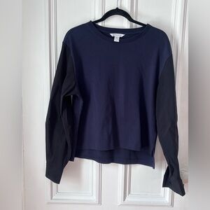 Athleta Navy / Black Harlow Long Sleeve Hybrid Top Vented Pullover Size Medium